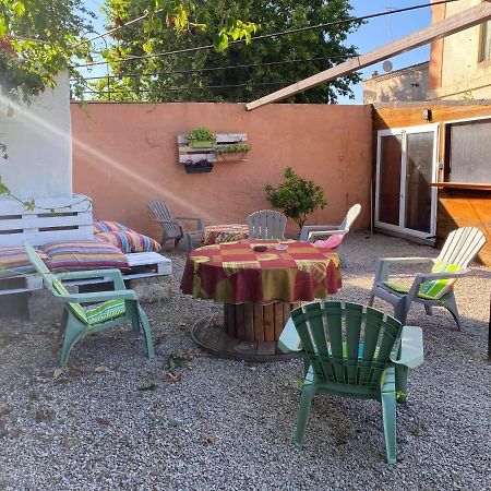 Apartmán Chez Marinette Le Cailar Exteriér fotografie